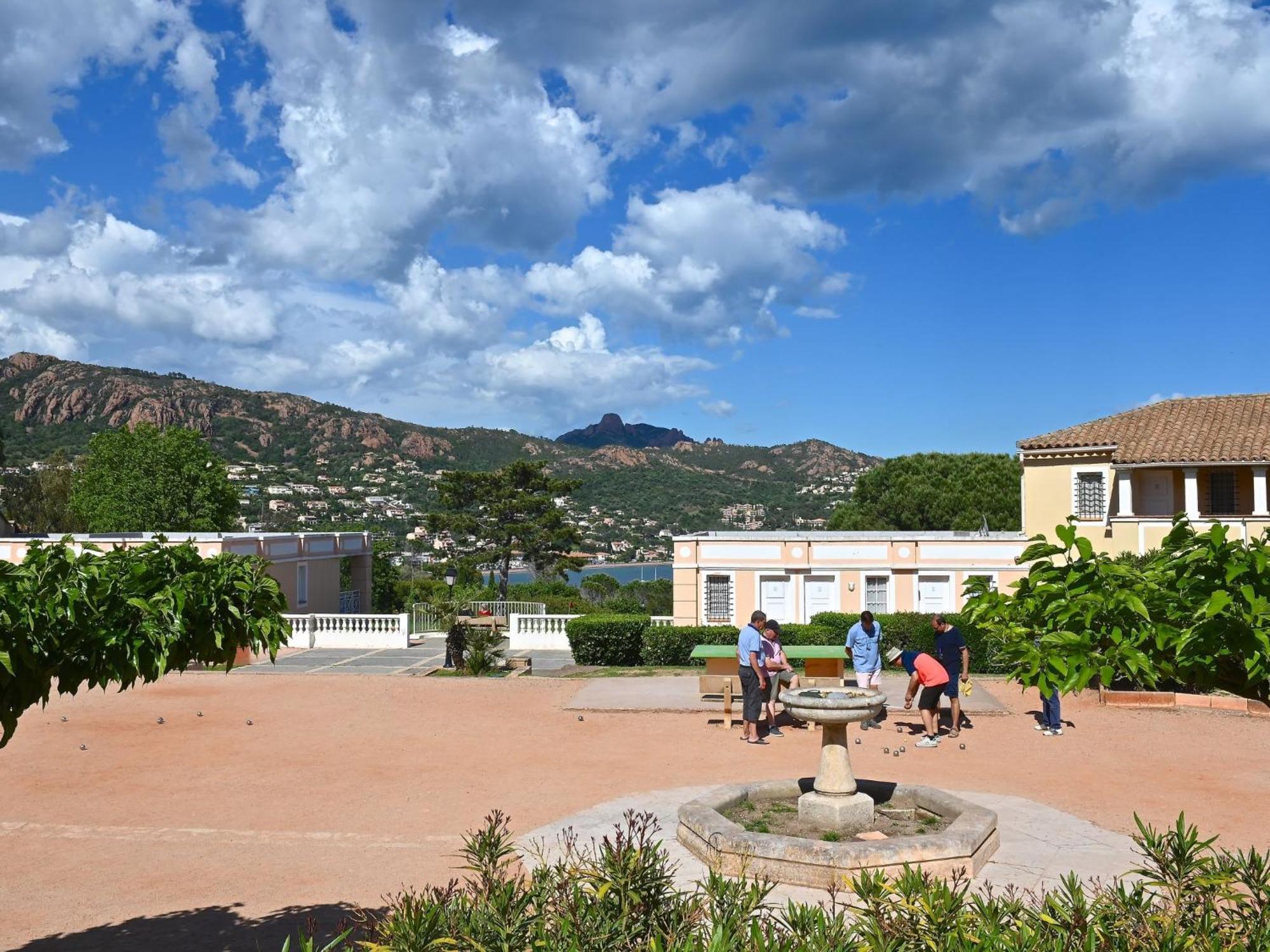 Apartment Village Cap Esterel - L'Esquinade-31 By Interhome Saint-Raphaël Eksteriør billede
