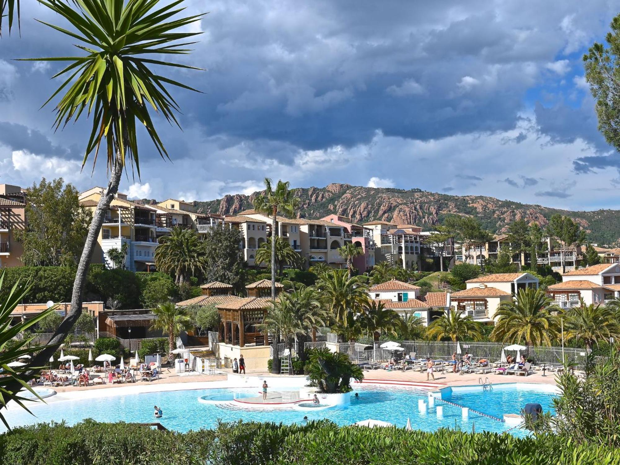 Apartment Village Cap Esterel - L'Esquinade-31 By Interhome Saint-Raphaël Eksteriør billede